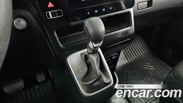 Hyundai Staria — Фото автомобиля 9