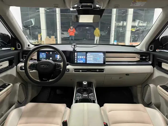 Geely ICON — Фото автомобиля 4