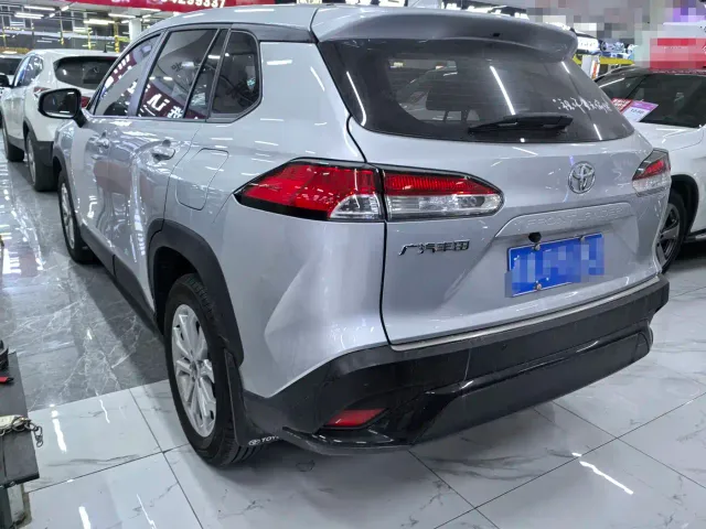 Toyota Frontlander — Фото автомобиля 4