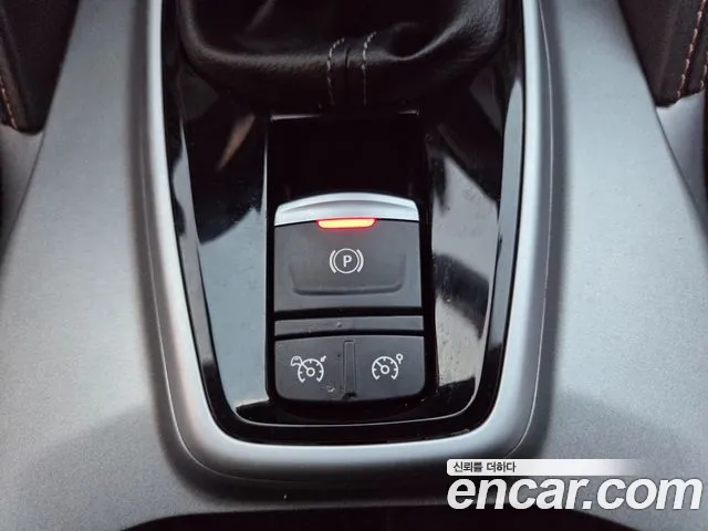 Renault-KoreaSamsung QM6 Новый QM6 2.0 LPe Première 2WD — Фото автомобиля 15