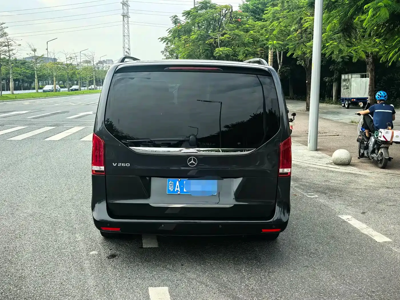 Mercedes-Benz Mercedes-Benz V-Class 2022 V 260 Prestige Edition — Фото автомобиля 4
