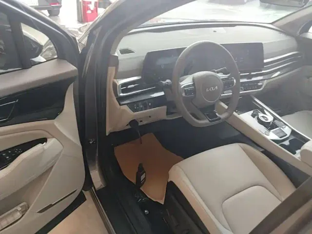 Kia Sportage — Фото автомобиля 15
