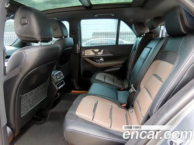 Mercedes-Benz GLE-Class — Фото автомобиля 6