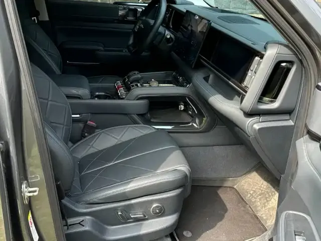 BYD FangChengBao Leopard 5 — Фото автомобиля 16