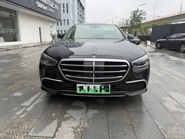 Mercedes-Benz S-Class — Фото автомобиля 2