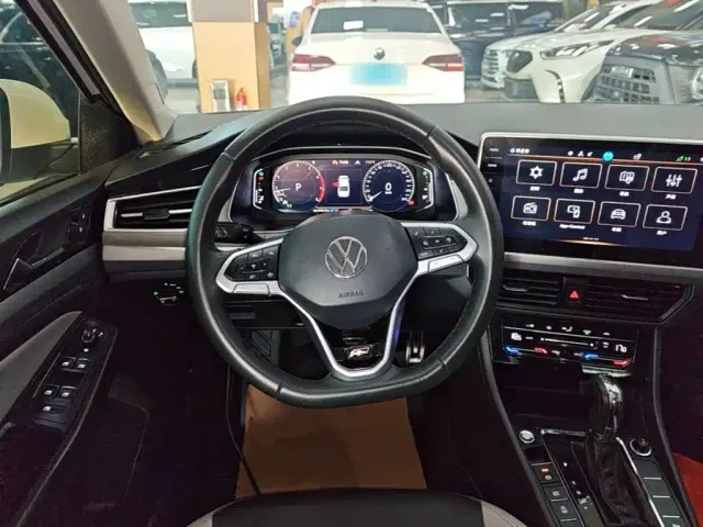 Volkswagen Bora — Фото автомобиля 10