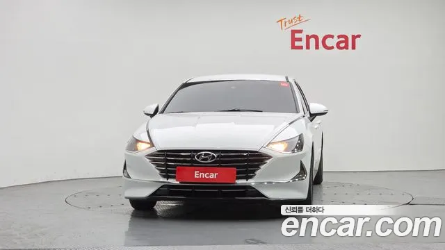 Hyundai Sonata Sonata (DN8) 2.0 LPG(Для проката) — Фото автомобиля 3