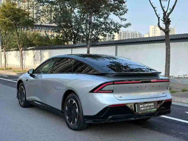 Xpeng P7+ — Фото автомобиля 6