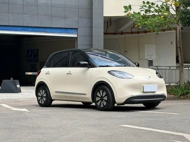 Wuling Bingo — Фото автомобиля 2
