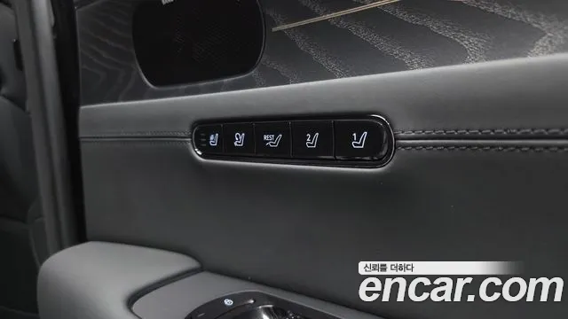 Genesis G90 RS4 — Фото автомобиля 30
