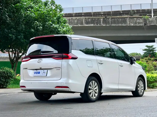 GAC Trumpchi M6 — Фото автомобиля 4