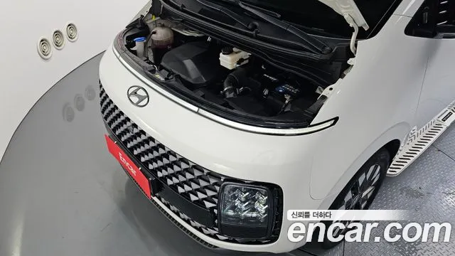 Hyundai Staria — Фото автомобиля 9