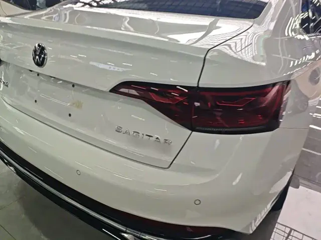 Volkswagen Sagitar — Фото автомобиля 7
