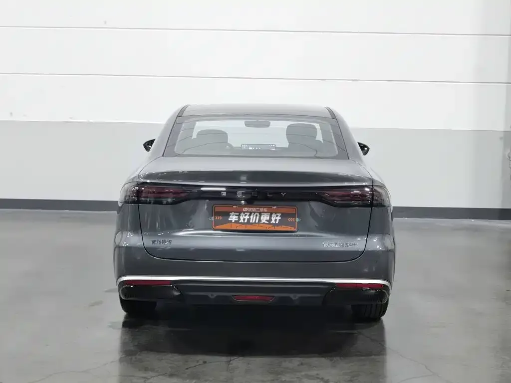 Geely Galaxy Galaxy Stellar 6 2025 60km Voyager Edition — Фото автомобиля 4