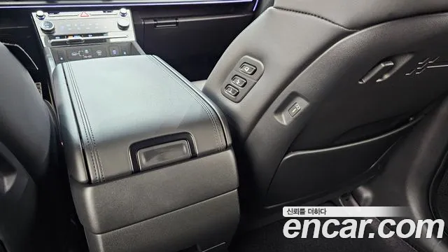 Hyundai Santa Fe — Фото автомобиля 30