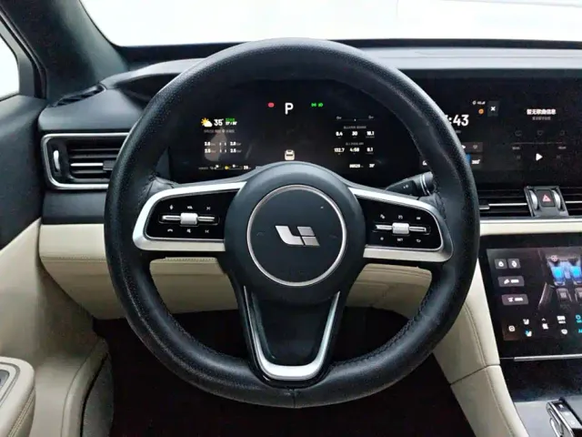 Li Auto ONE — Фото автомобиля 15