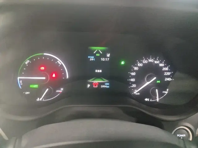 Toyota Sienna — Фото автомобиля 11