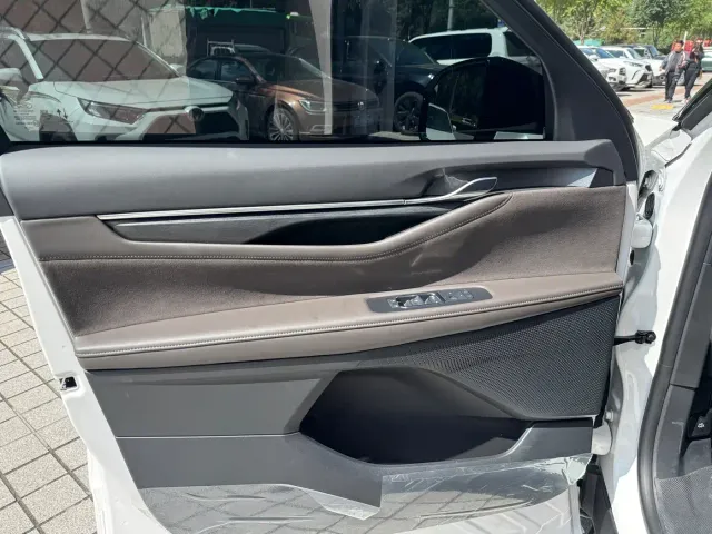 Ford Edge — Фото автомобиля 7