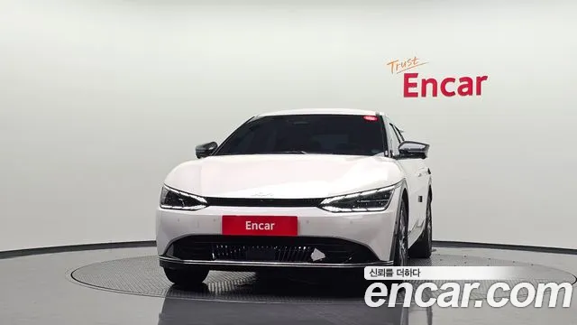 Kia EV6 Long Range — Фото автомобиля 2