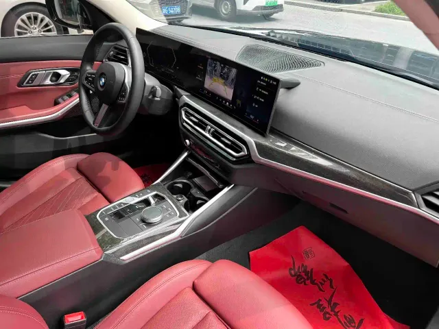 BMW 3 Series — Фото автомобиля 30