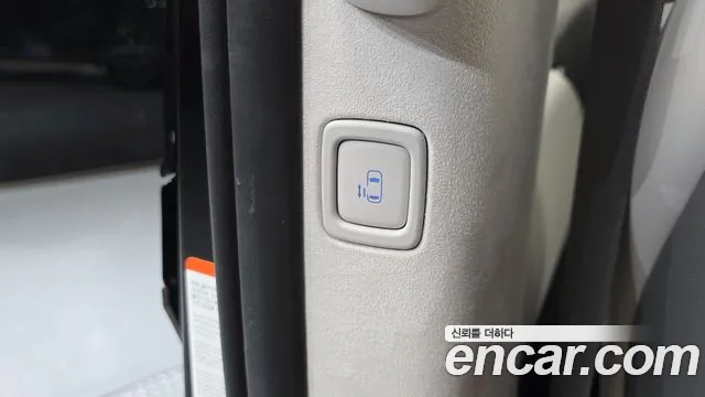 Hyundai Staria Staria 4WD Lounge 9 мест — Фото автомобиля 18