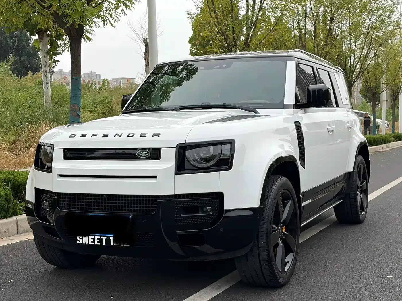 Land Rover Land Rover Defender 2024 110 3.0T P400 X-DYNAMIC HSE — Фото автомобиля 13