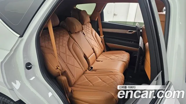 Genesis GV80 — Фото автомобиля 17
