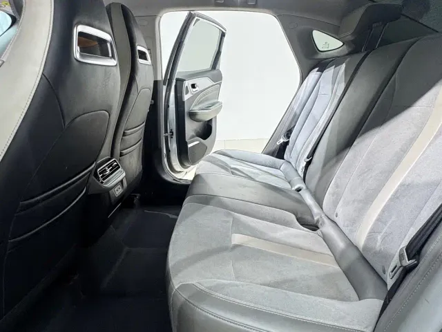 GAC Aion S Plus — Фото автомобиля 12