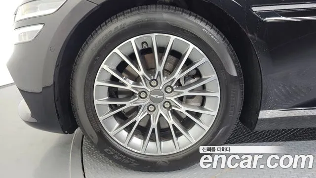 Genesis G80 Бензин 2.5 турбо AWD — Фото автомобиля 5