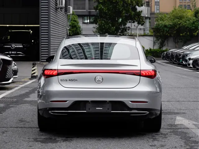 Mercedes-Benz EQS — Фото автомобиля 5