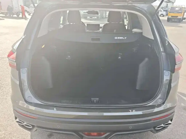 Geely Binyue — Фото автомобиля 12