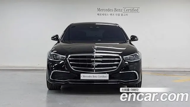 Mercedes-Benz S-Class — Фото автомобиля 3