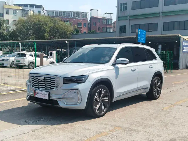 Фотография автомобиля — Geely Xingyue L