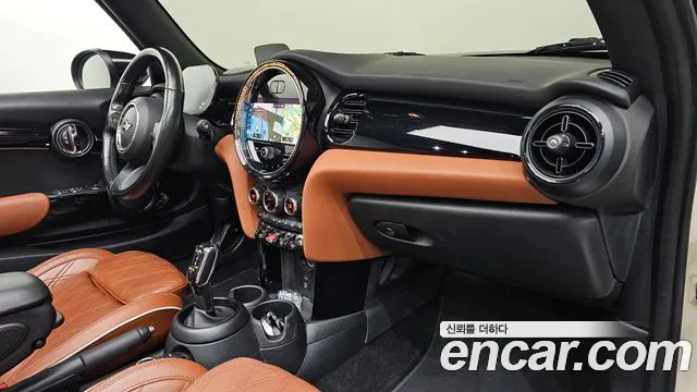 MINI Cooper Convertible — Фото автомобиля 27