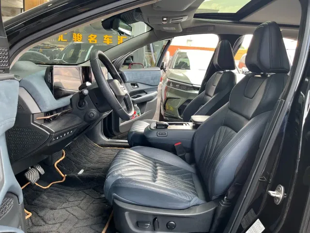 Nissan Ariya — Фото автомобиля 9