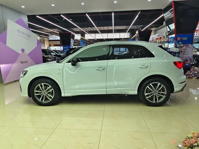Audi Q3 — Фото автомобиля 7