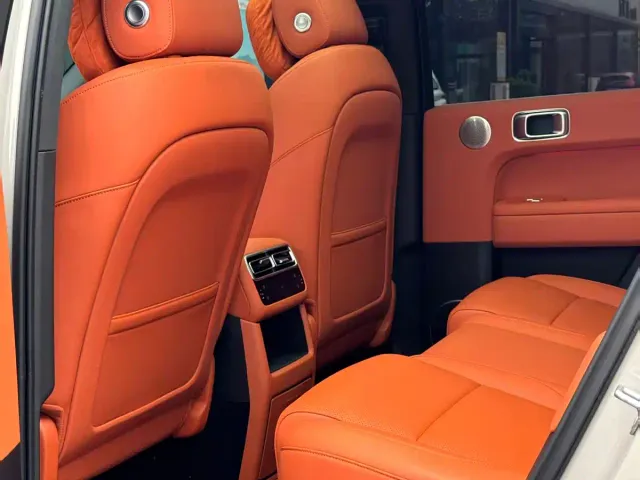 Li Auto L6 — Фото автомобиля 8