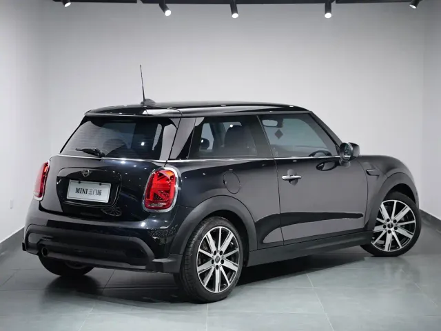 MINI Hatch — Фото автомобиля 13