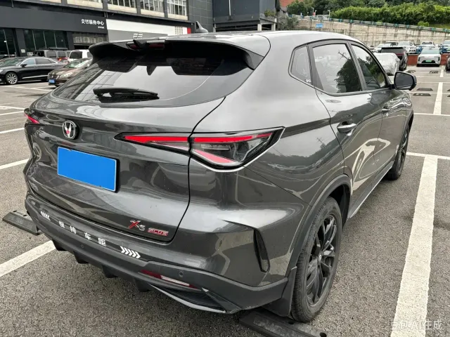 Changan X5 Plus — Фото автомобиля 6