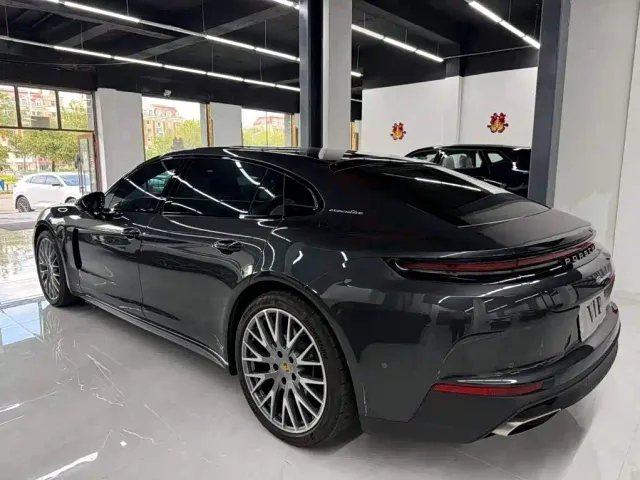 Porsche Panamera — Фото автомобиля 6