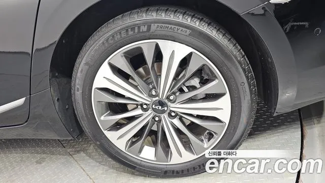 Kia K8 Signature — Фото автомобиля 17