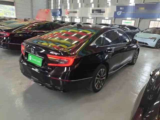 Honda Accord — Фото автомобиля 6