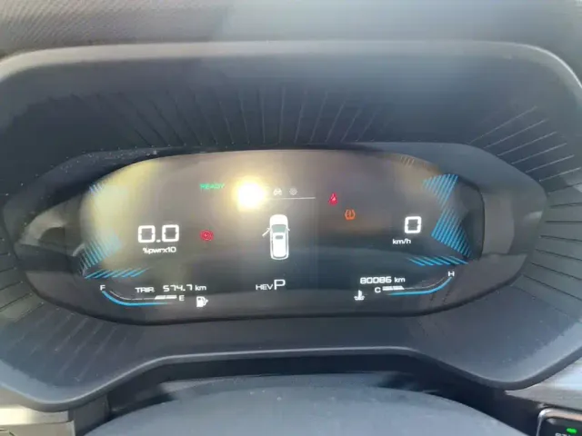 Wuling Asta — Фото автомобиля 11