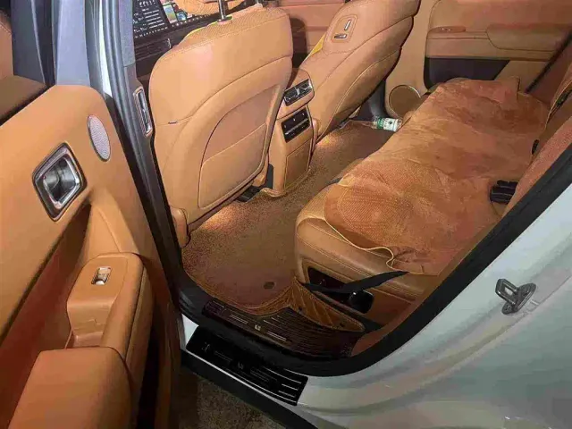 Li Auto L7 — Фото автомобиля 4