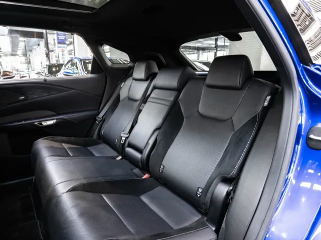 Lexus RX — Фото автомобиля 12