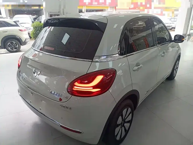Wuling Bingo — Фото автомобиля 6