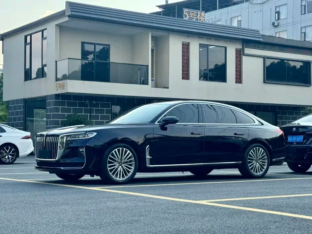 Hongqi H9 — Фото автомобиля 2