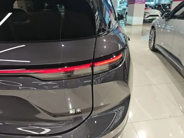 Nio ES6 — Фото автомобиля 7