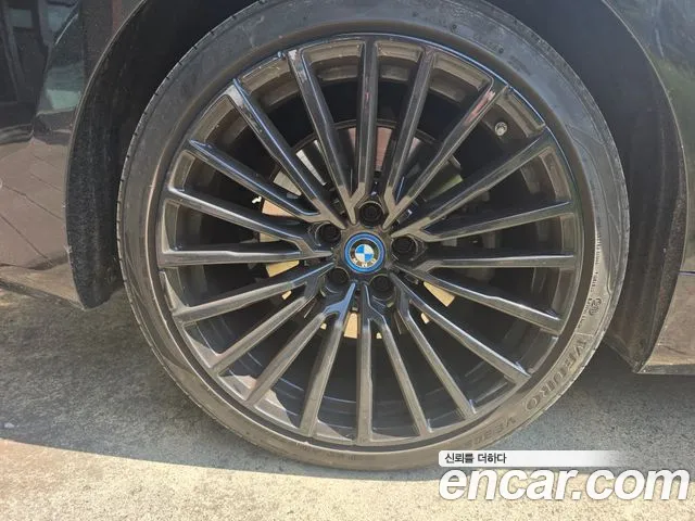 BMW 7 Series — Фото автомобиля 5