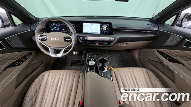 Kia K8 — Фото автомобиля 7